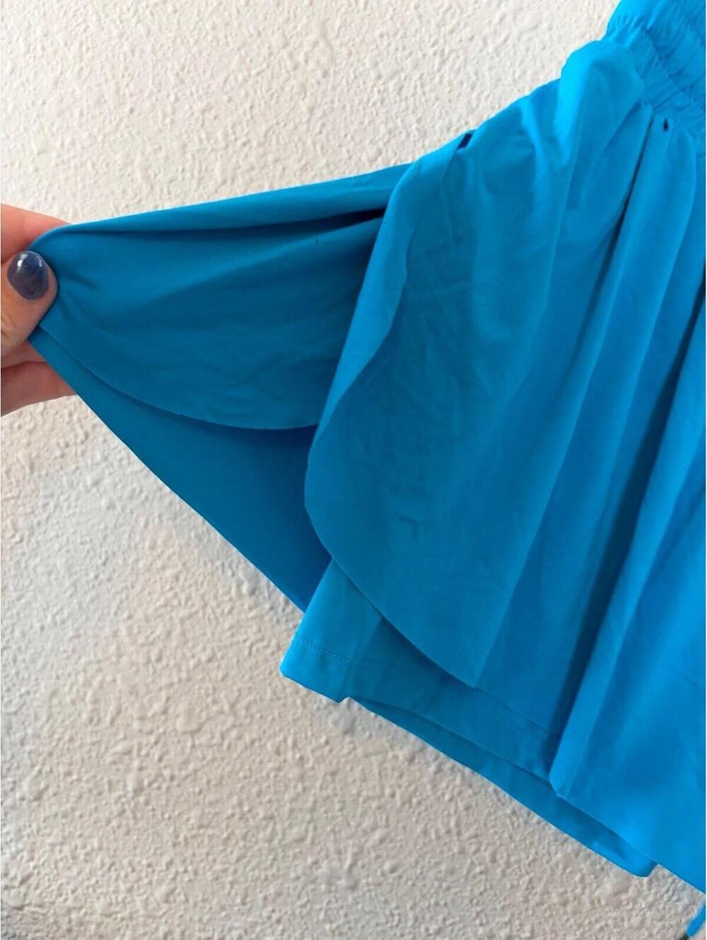 NWT Automet blue flowy shorts with spandex built in size M - Picture 2 of 4
